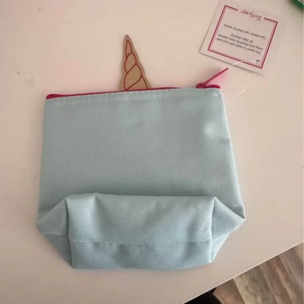 Thirty-One Unicorn Reusable Snack Pouch - Picture 2 of 4